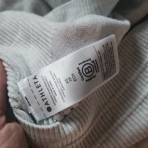 Athleta sweater w hood XS - Picture 6 of 6